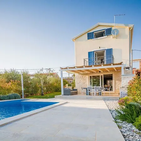 Villa Alma Kastelir