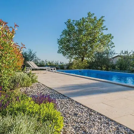 Villa Alma Kastelir